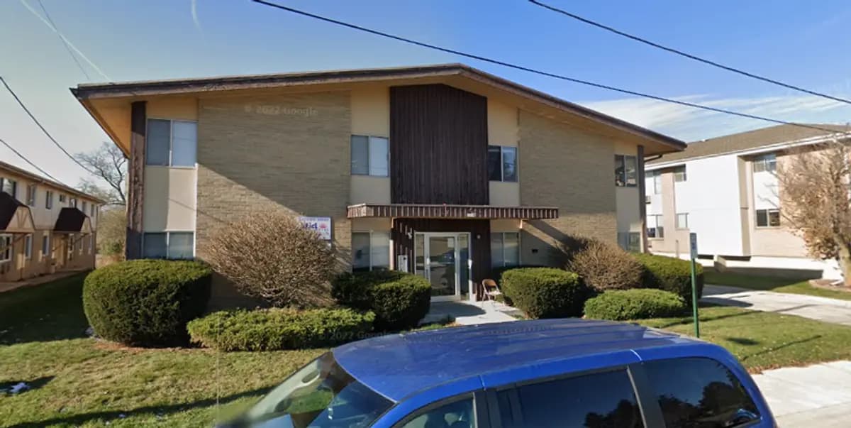 South Milwaukee apartments for rent - image - large (1).png