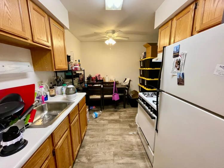 South Milwaukee apartments for rent - image - large (20).jpeg
