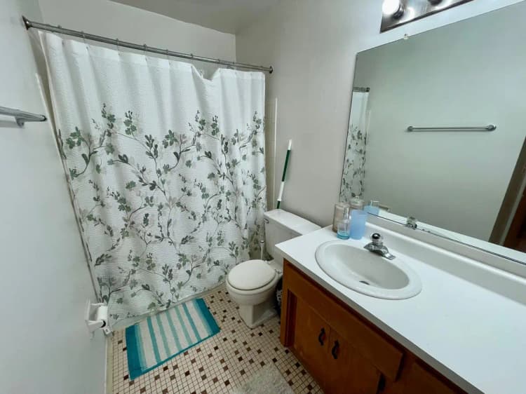 South Milwaukee apartments for rent - image - large (11).jpeg