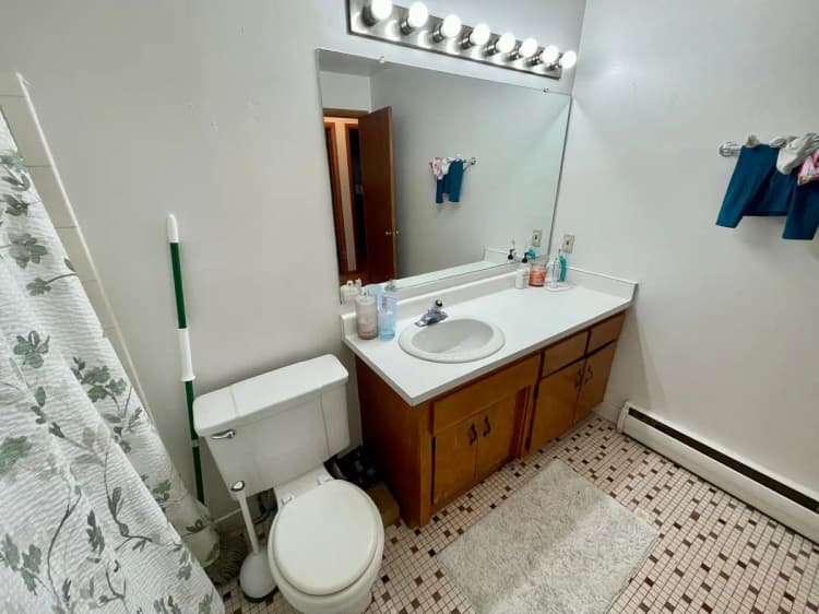 South Milwaukee apartments for rent - image - large (12).jpeg