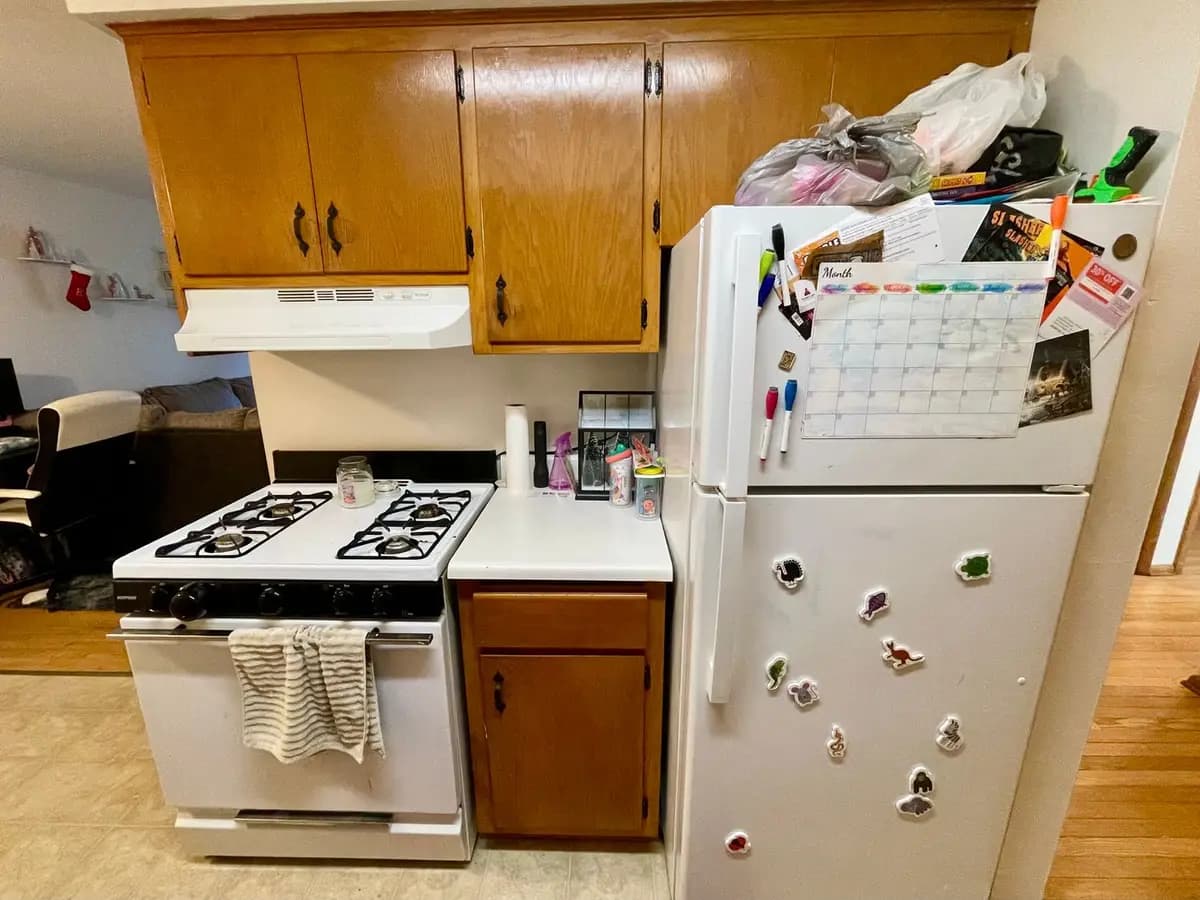 South Milwaukee apartments for rent - Property image - 1216 Memorial Drive - 8, South Milwaukee, WI 53172 - 3