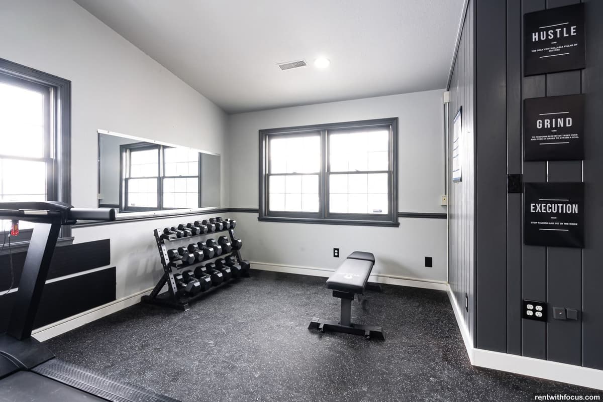 South Milwaukee apartments for rent - image - large (39).jpg