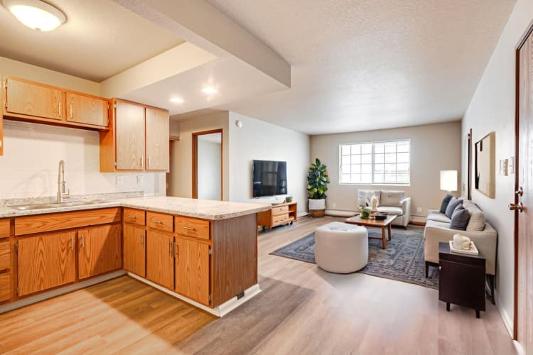 South Milwaukee apartments for rent - image - large (1).jpg