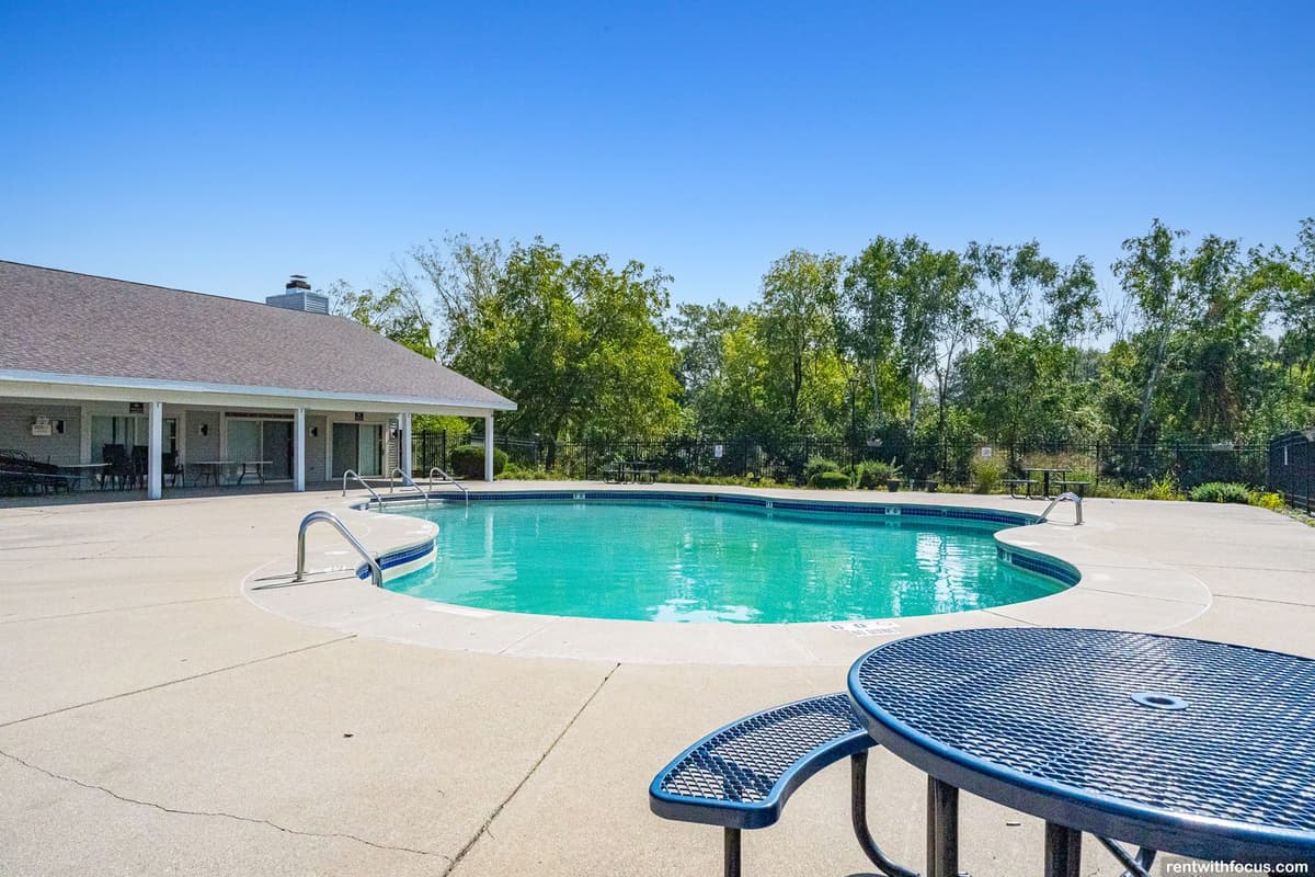 The Reserve on Southtowne III - Apartment - 9