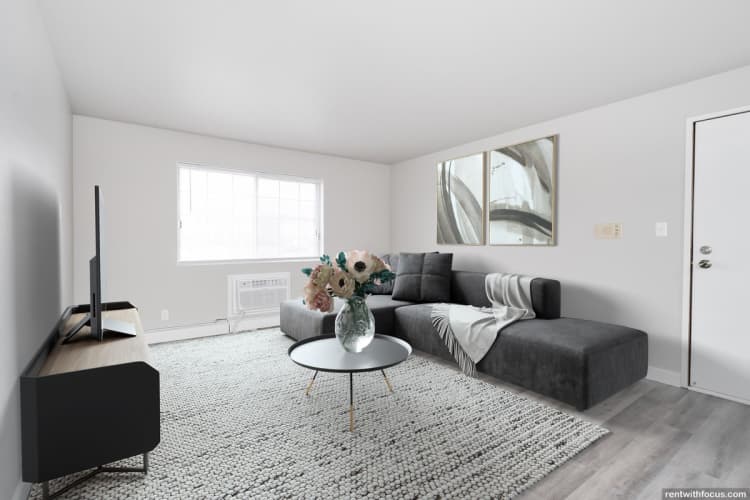 South Milwaukee apartments for rent - image - large (25).jpg