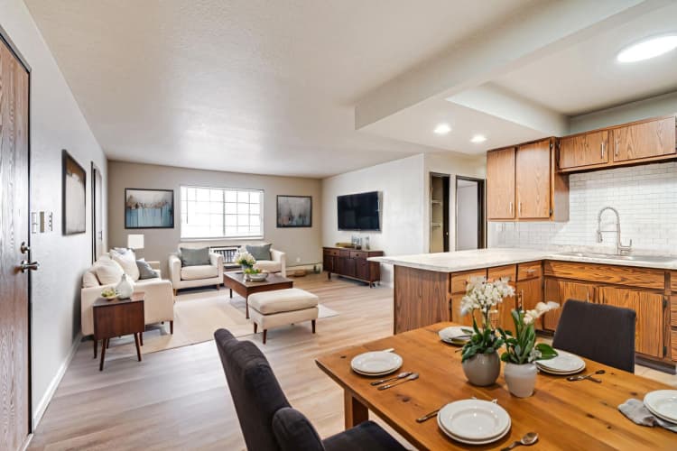 South Milwaukee apartments for rent - image - large (36).jpg