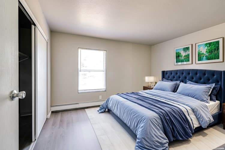 South Milwaukee apartments for rent - image - large (1).png