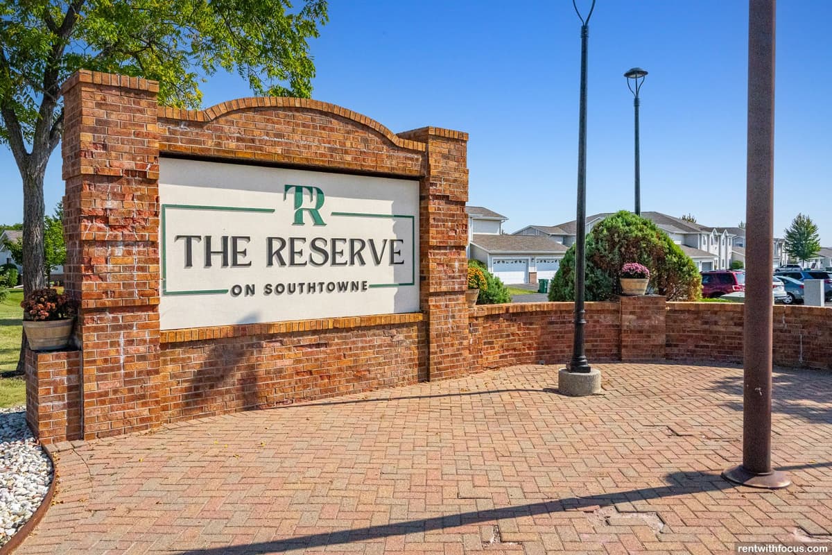 The Reserve on Southtowne Il - Apartment - 5