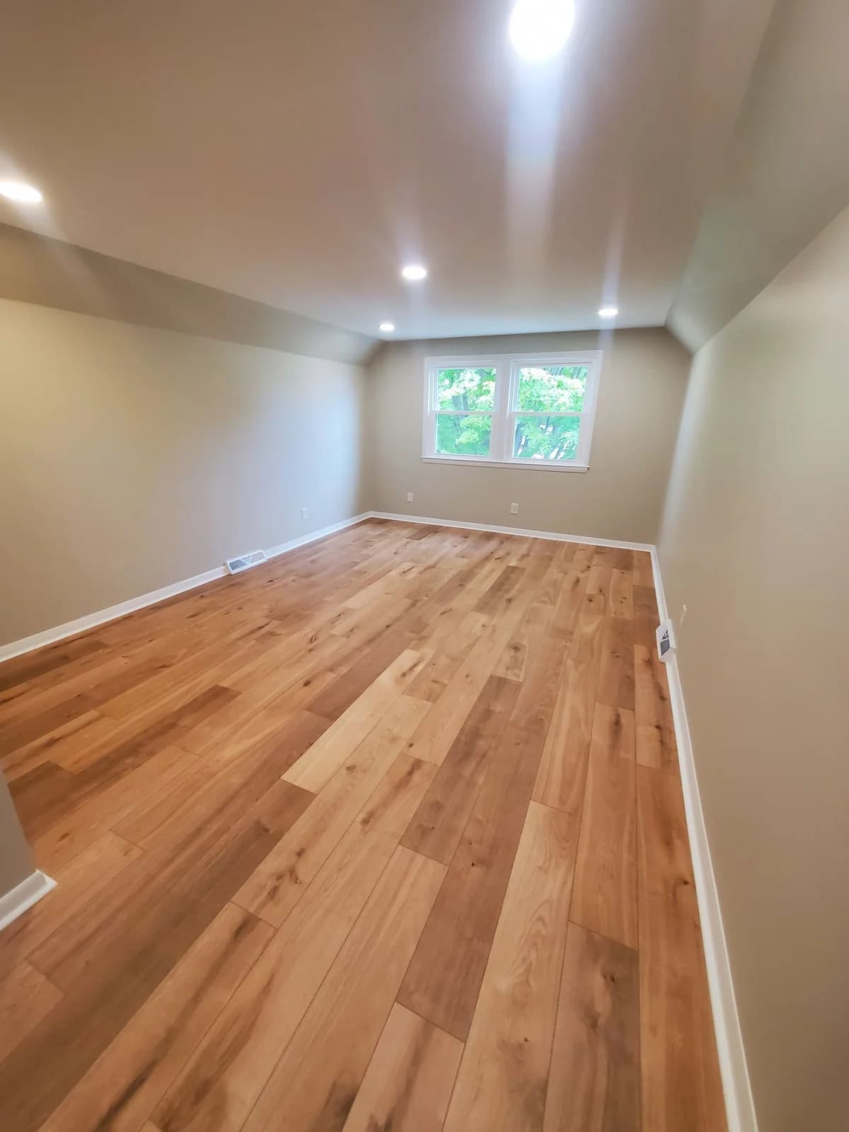 South Milwaukee apartments for rent - Property image - 3708 9th Ave. - Duplex - 1