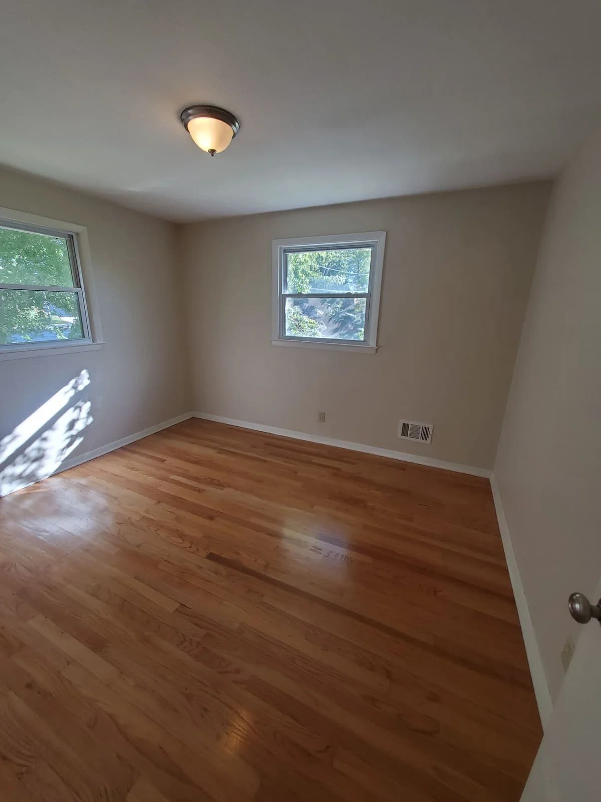 508 Lakeview Ave. (4 Unit) - Apartment - 4