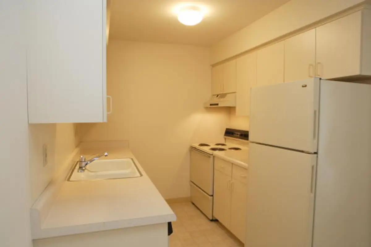 undefined apartments for rent - image - 1830-kitchen.jpg - 1