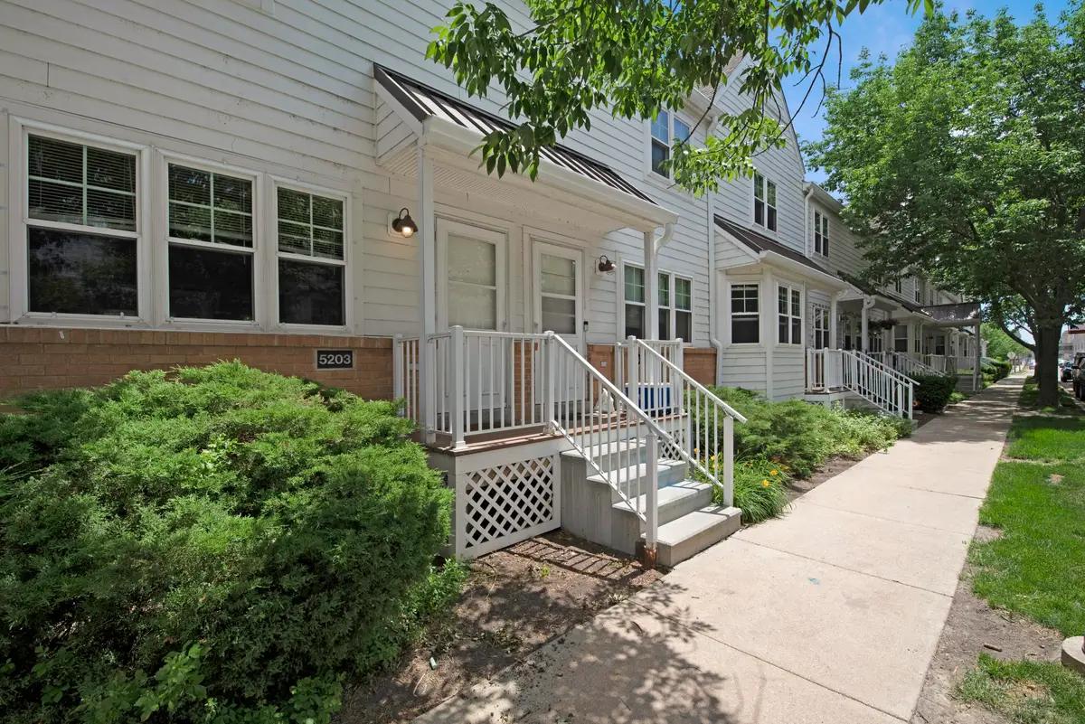 undefined apartments for rent - image - dsc_4771.jpg - 2