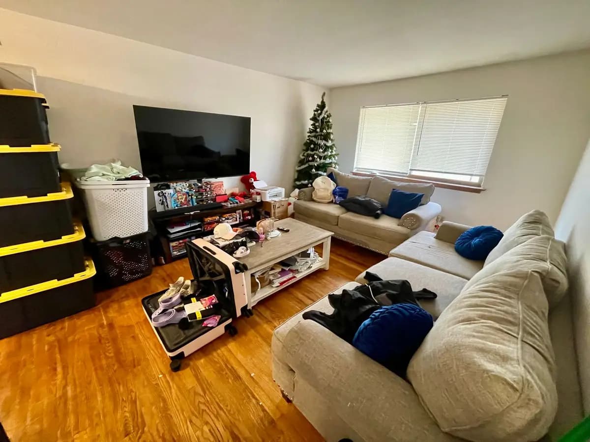 undefined apartments for rent - image - large (24).jpeg - 3
