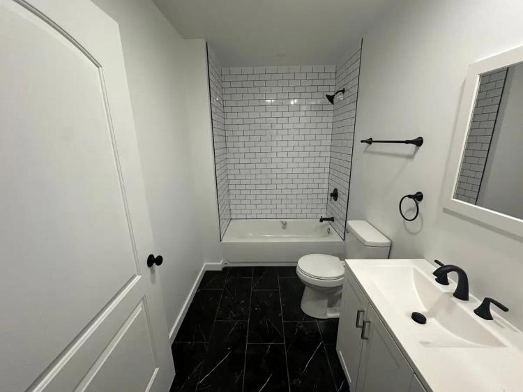 undefined apartments for rent - image - large (29).jpeg