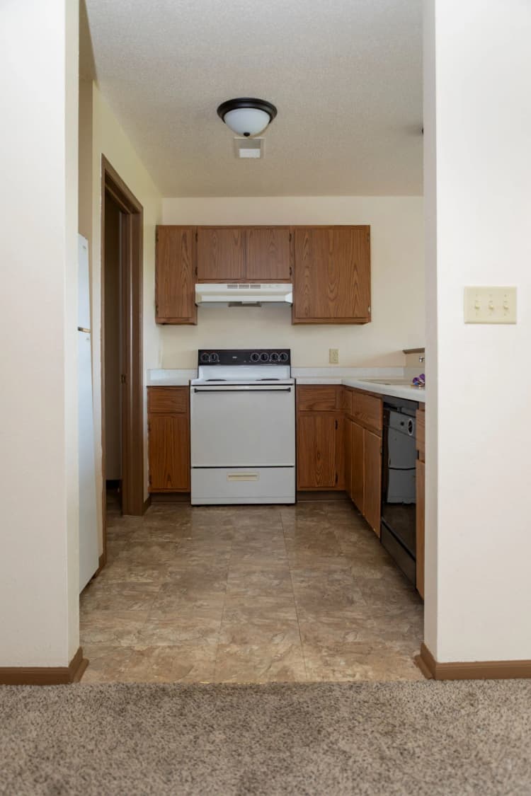 South Milwaukee apartments for rent - image - coachlight_038-1920w.webp