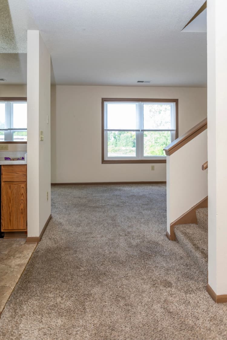 South Milwaukee apartments for rent - image - coachlight_055-1920w.webp