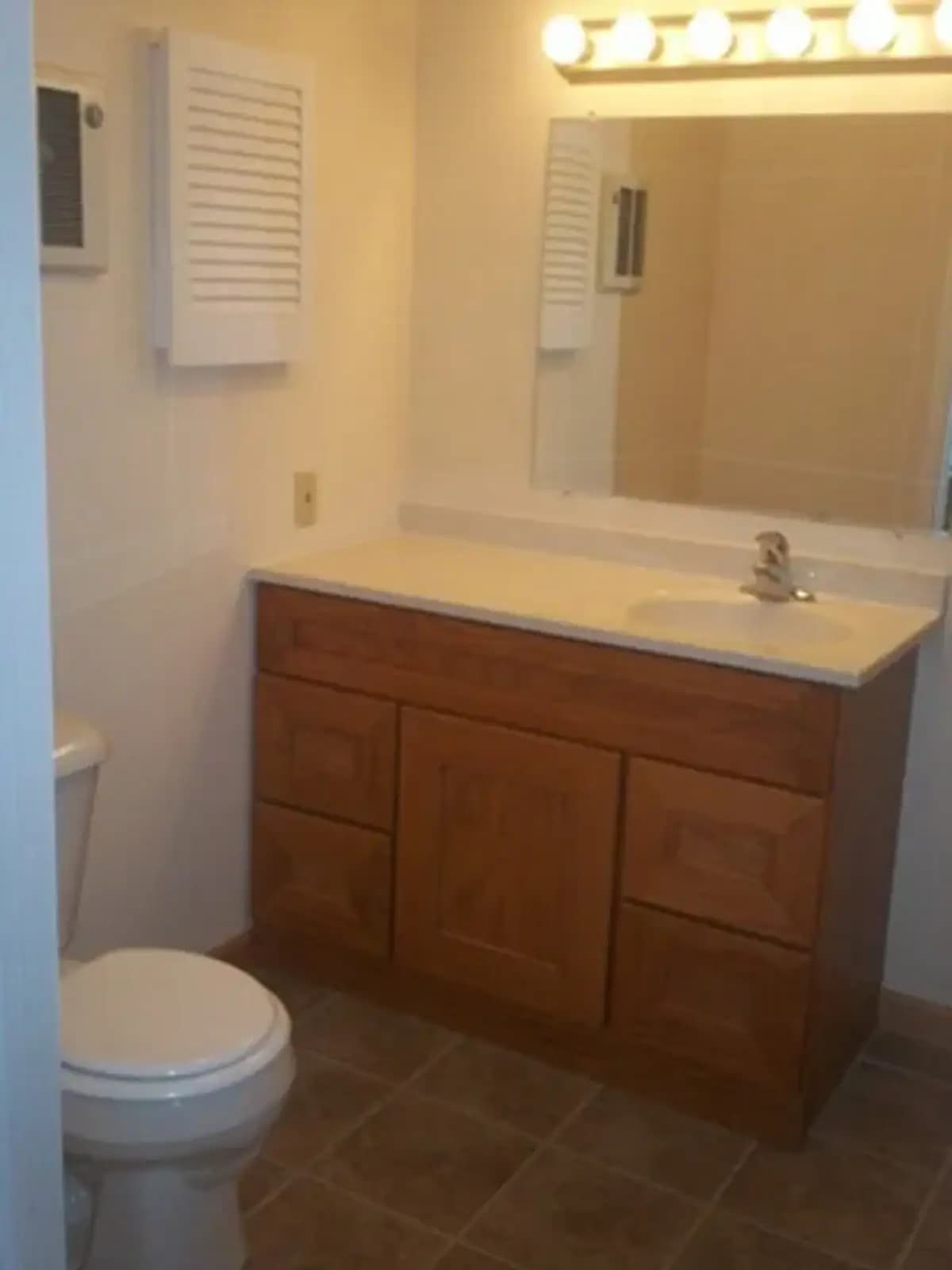 undefined apartments for rent - image - civic-arms-bathroom19074-1920w.webp