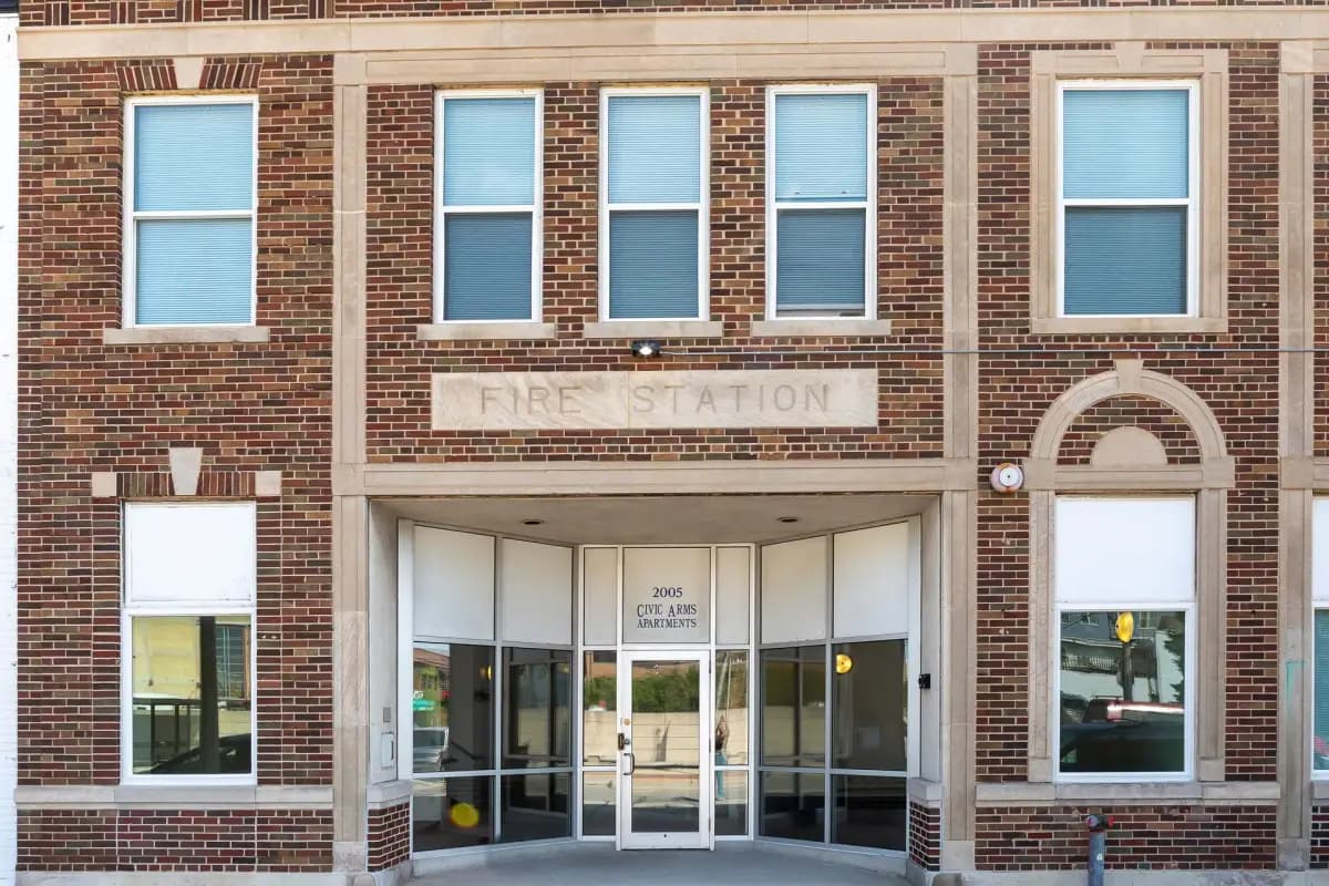 South Milwaukee apartments for rent - Property image - Civic Arms Apartment Homes - 2