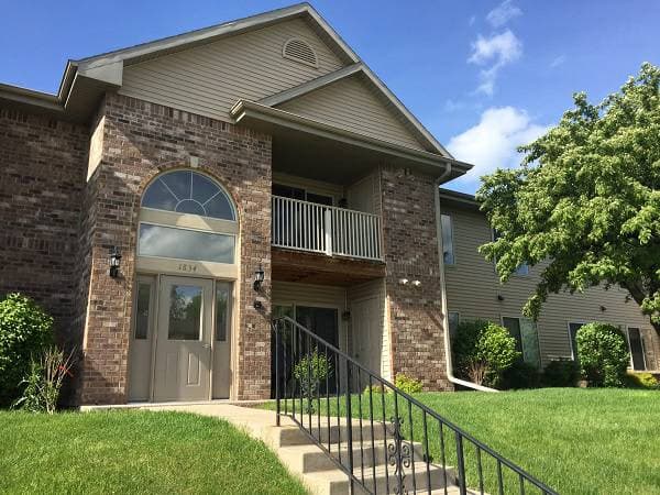 South Milwaukee apartments for rent - image - outside.jpg