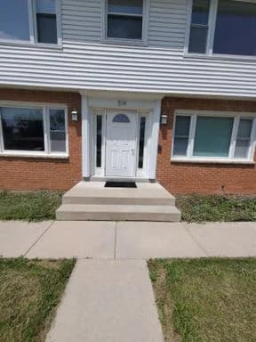 South Milwaukee apartments for rent - Property image - 514 Lakeview Ave. - 1