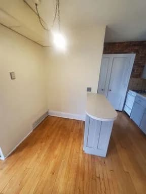 South Milwaukee apartments for rent - Property image - 915 Minnesota Ave. - 1