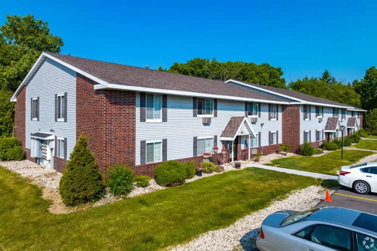 undefined apartments for rent - image - the-reserve-on-south-towne-south-milwaukee-wi-primary-photo (1).jpg