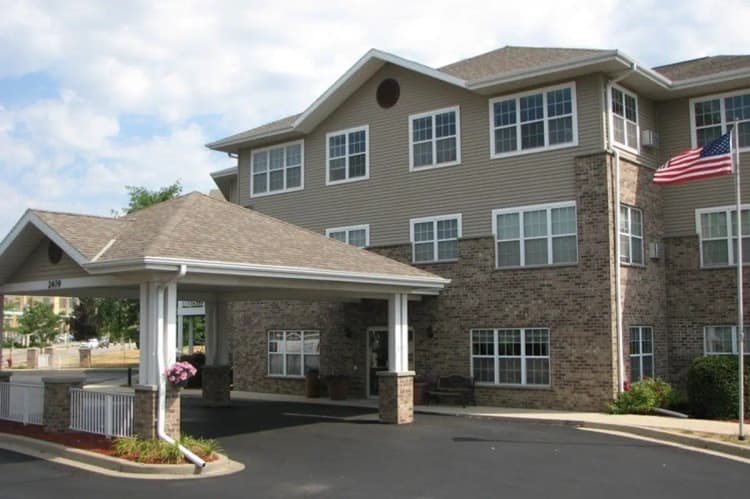 undefined apartments for rent - image - marquette-manor-south-milwaukee-wi-primary-photo.jpg