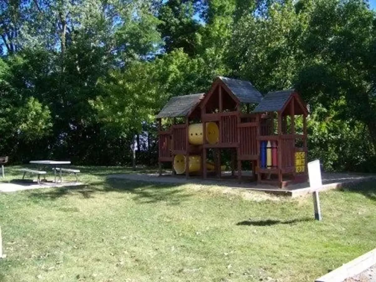 undefined apartments for rent - image - Play+area+2-1920w.png