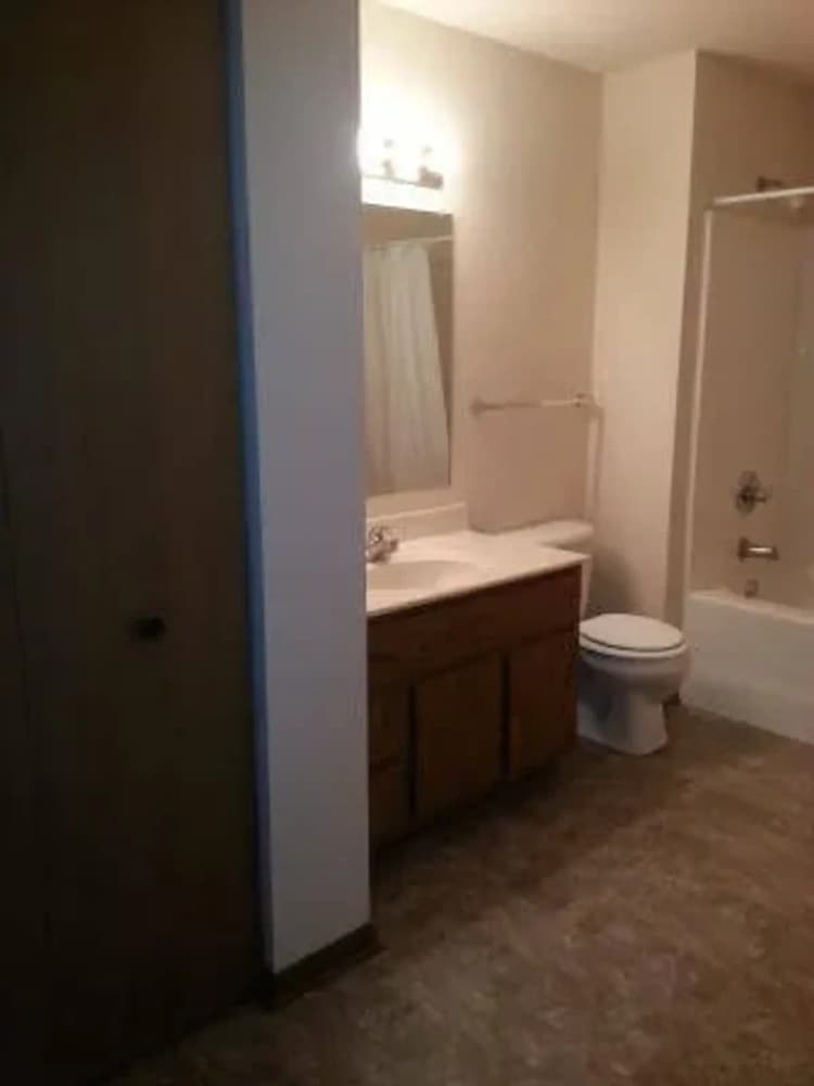 undefined apartments for rent - image - lake-bluff-bathroom83434-1920w.png
