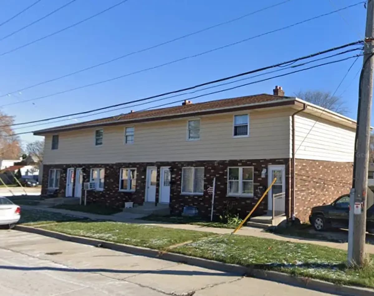 undefined apartments for rent - image - 15596154f5592928599ae8ecf3f2ddf8-full.png