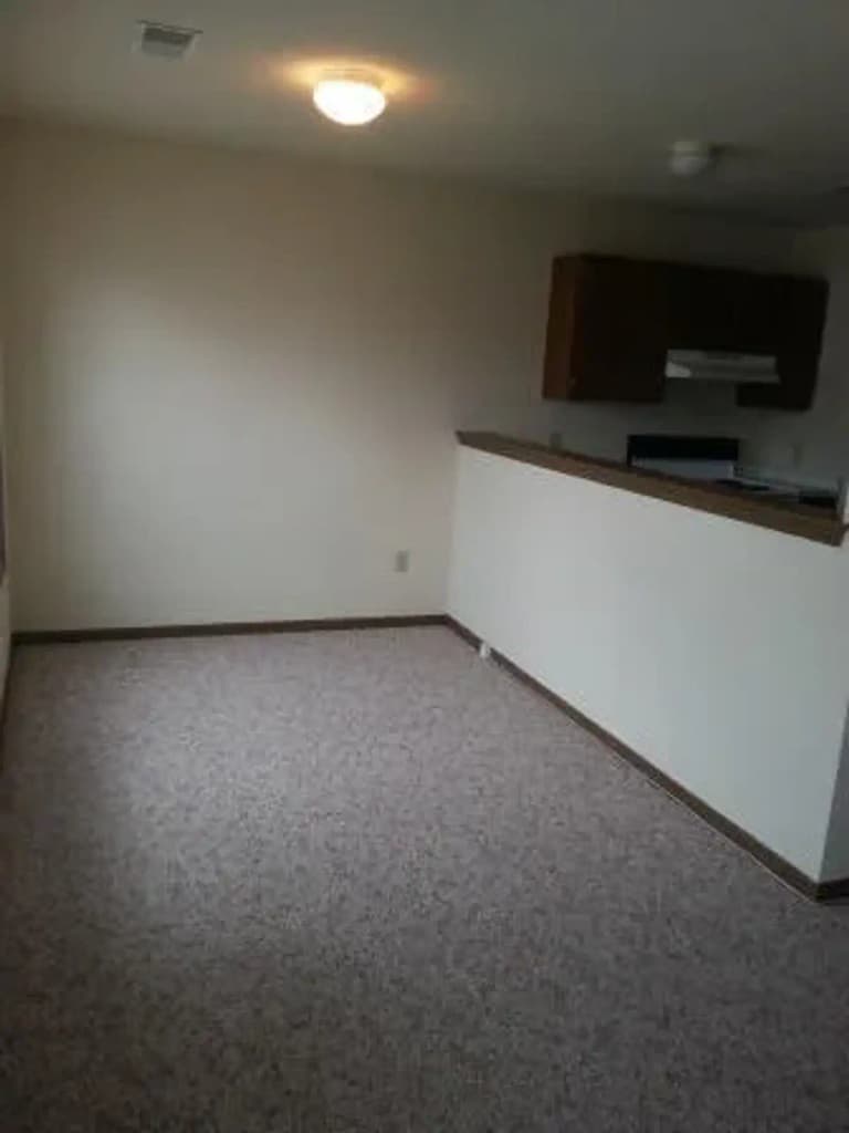 undefined apartments for rent - image - lake-bluff-interior40452-1920w.webp