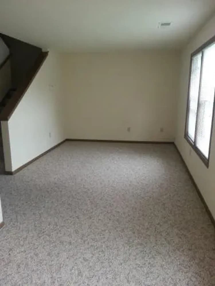 undefined apartments for rent - image - lake-bluff-interior587470-1920w.webp